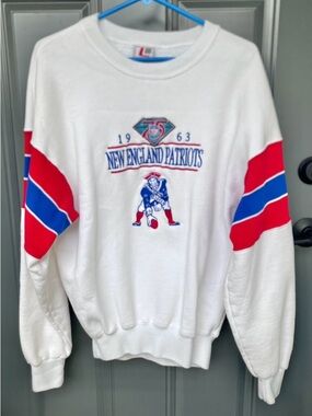 Vintage NFL Pat Patriot New England Legends Athletic Retro Logo Sweatshirt Sz M